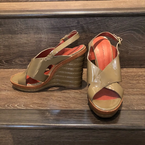 Marc Jacobs Wedge Sandal - Picture 2 of 6